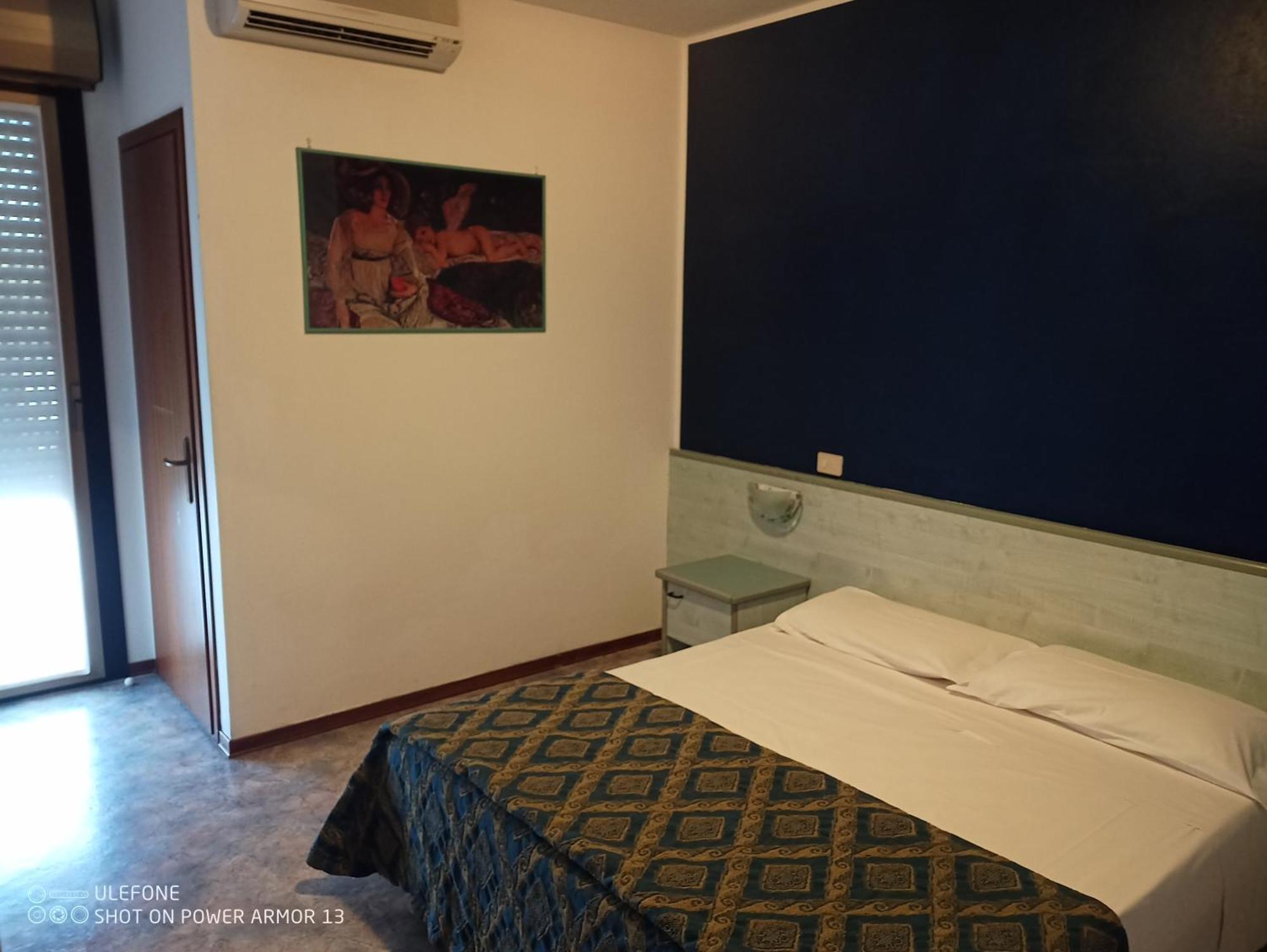 Hotel Firenze Bibione Exterior foto
